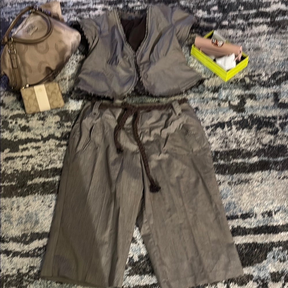 Stylish Gray Women's Pantsuit